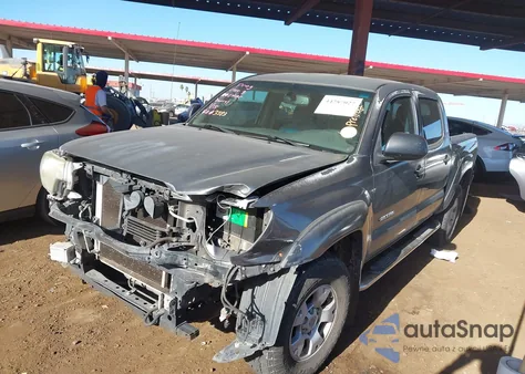 2013 Toyota Tacoma Prerunner V6 z USA, uszkodzony, nr VIN 3TMJU4GN5DM154286